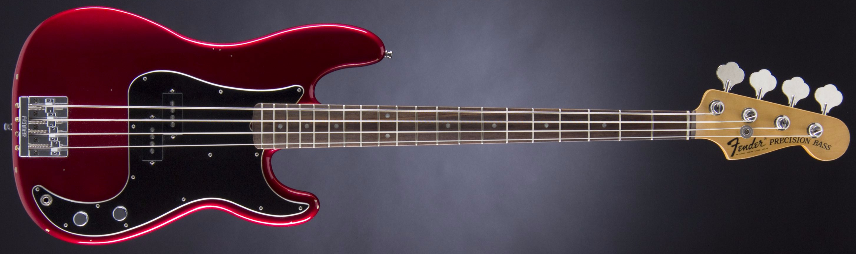 Fender AS Nate Mendel P-Bass RW CAR Candy Apple Red | MUSIC STORE  professional